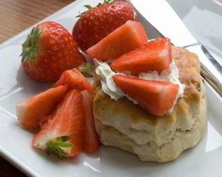 Английские сконы с ягодами