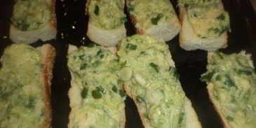 багет с кабачково-сырной начинкой