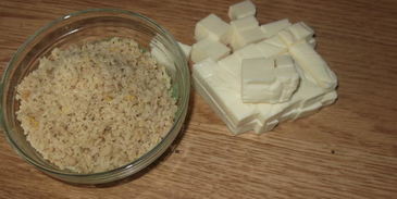 белый хлеб с кедровым орехом