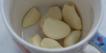 чесночный хлеб с петрушкой