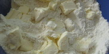 галеты с черешней и шоколадом