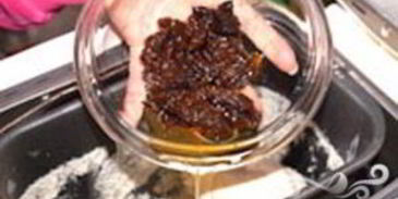 хлеб с вялеными помидорами