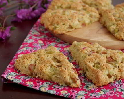 Сконы с ревенем