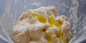 сладкий итальянский хлеб с виноградом