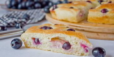 сладкий итальянский хлеб с виноградом