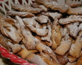 Хворост с сахаром