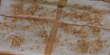 конвертики из фило с запеченными яблоками