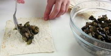 хрустящие конвертики из лаваша с начинкой