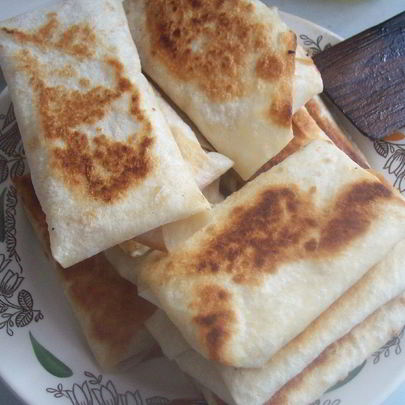 Конвертики из лаваша с ветчиной и сыром