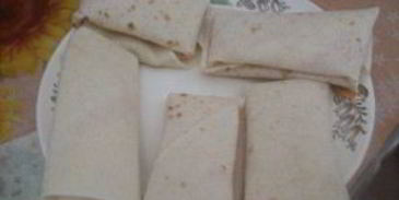 конвертики из лаваша с ветчиной и сыром