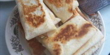 конвертики из лаваша с ветчиной и сыром