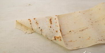 конвертики с мясом и фасолью в лаваше