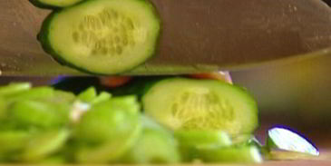 кулечки из лаваша с курицей и зеленью