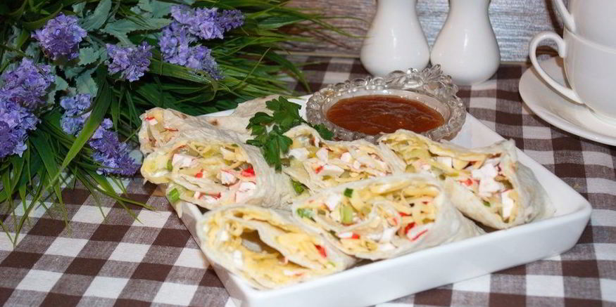 Рецепт лаваша с крабовыми палочками и огурцом