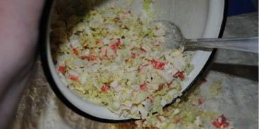 лаваш с крабовыми палочками и плавленым сыром