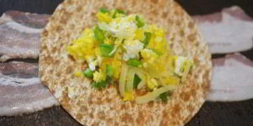 лаваш с начинкой в беконе