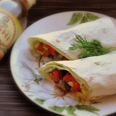 Лаваш с овощной начинкой