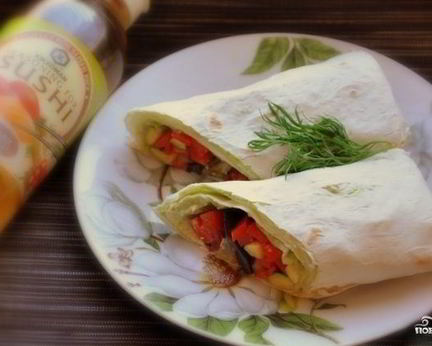 Лаваш с овощной начинкой