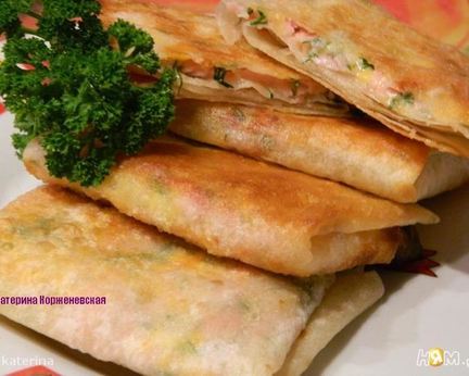 Лаваш с ветчиной, сыром и зеленью