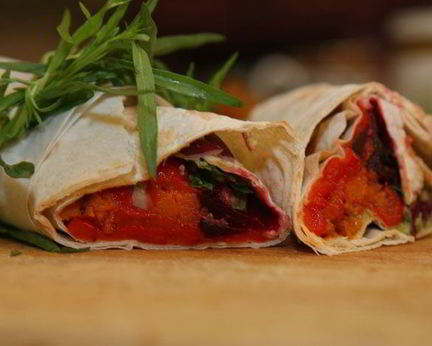 Лаваш со сладким перцем, тыквой и авокадо