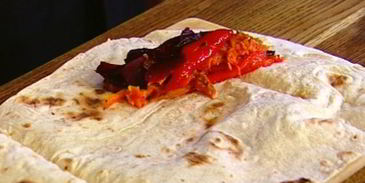 лаваш со сладким перцем, тыквой и авокадо