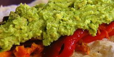 лаваш со сладким перцем, тыквой и авокадо