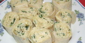 рулетики из лаваша с сыром