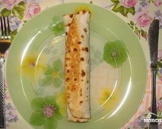 Сосиски в лаваше жареные