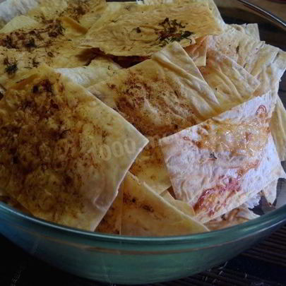 Вкусные чипсы из лаваша с чесноком