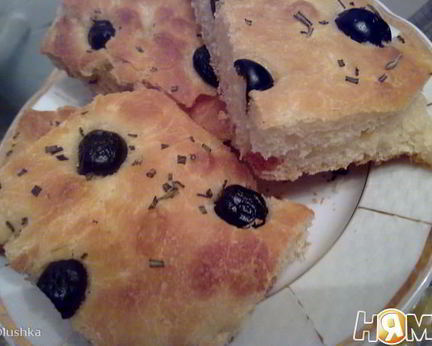 Фокачча с маслинами