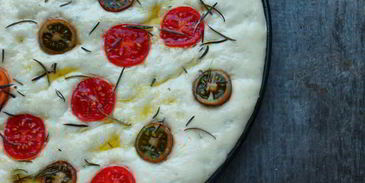 фокачча с помидорами