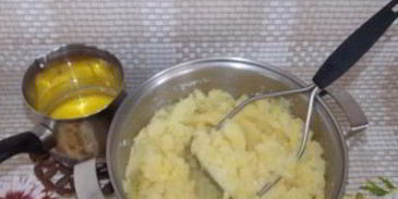 лепешка с картофельным пюре