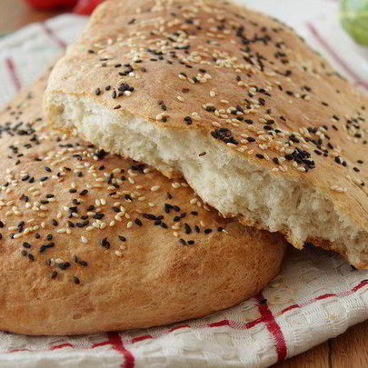 Лепешка с кунжутом