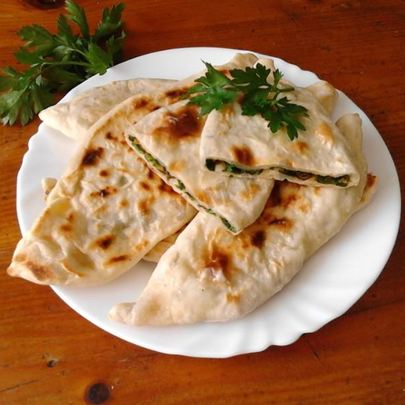 Лепешки армянские с зеленью