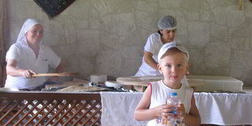 лепешки гезлеме с мясом и картошкой