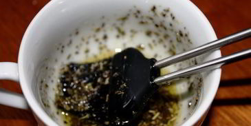 лепешки-питы с прованскими травами и вялеными помидорами