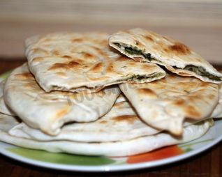 Лепешки с зеленью на сковороде