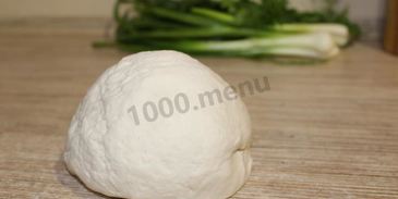 лепешки с зеленью на сковороде