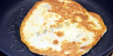 сырные лепешки с ветчиной