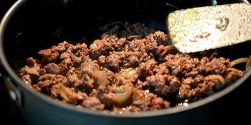 ужин в турецком стиле на лепешке