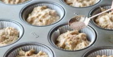 банановые маффины с медом и арахисовым маслом