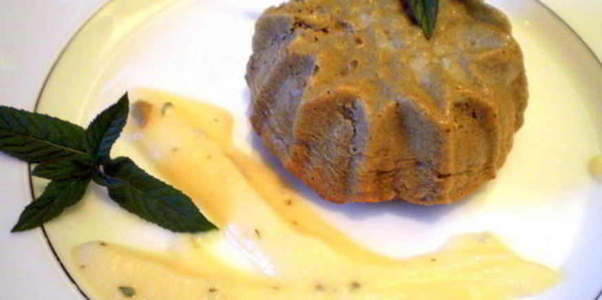 Рецепт маффинов из печени с яблочно-мятным соусом