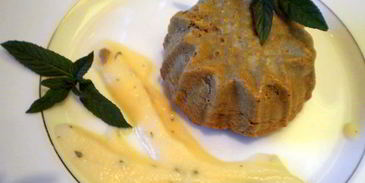 маффины из печени с яблочно-мятным соусом