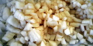 маффины из печени с яблочно-мятным соусом