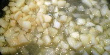 маффины из печени с яблочно-мятным соусом