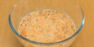 маффины с курагой, фундуком и морковью