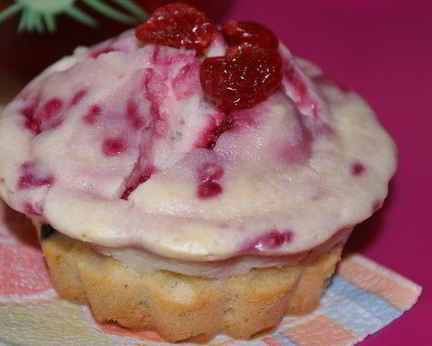 Маффины с малиновым кремом и шоколадом