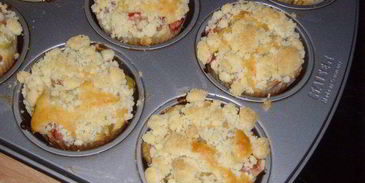 маффины со штрейзелем и ревенем