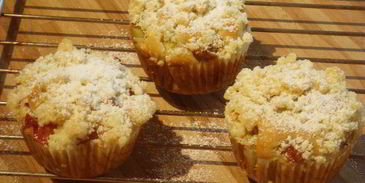 маффины со штрейзелем и ревенем