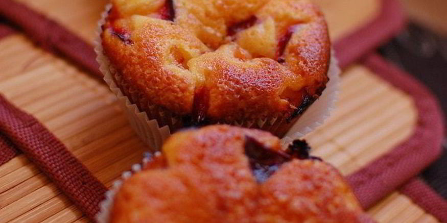 Рецепт маффинов со сливами